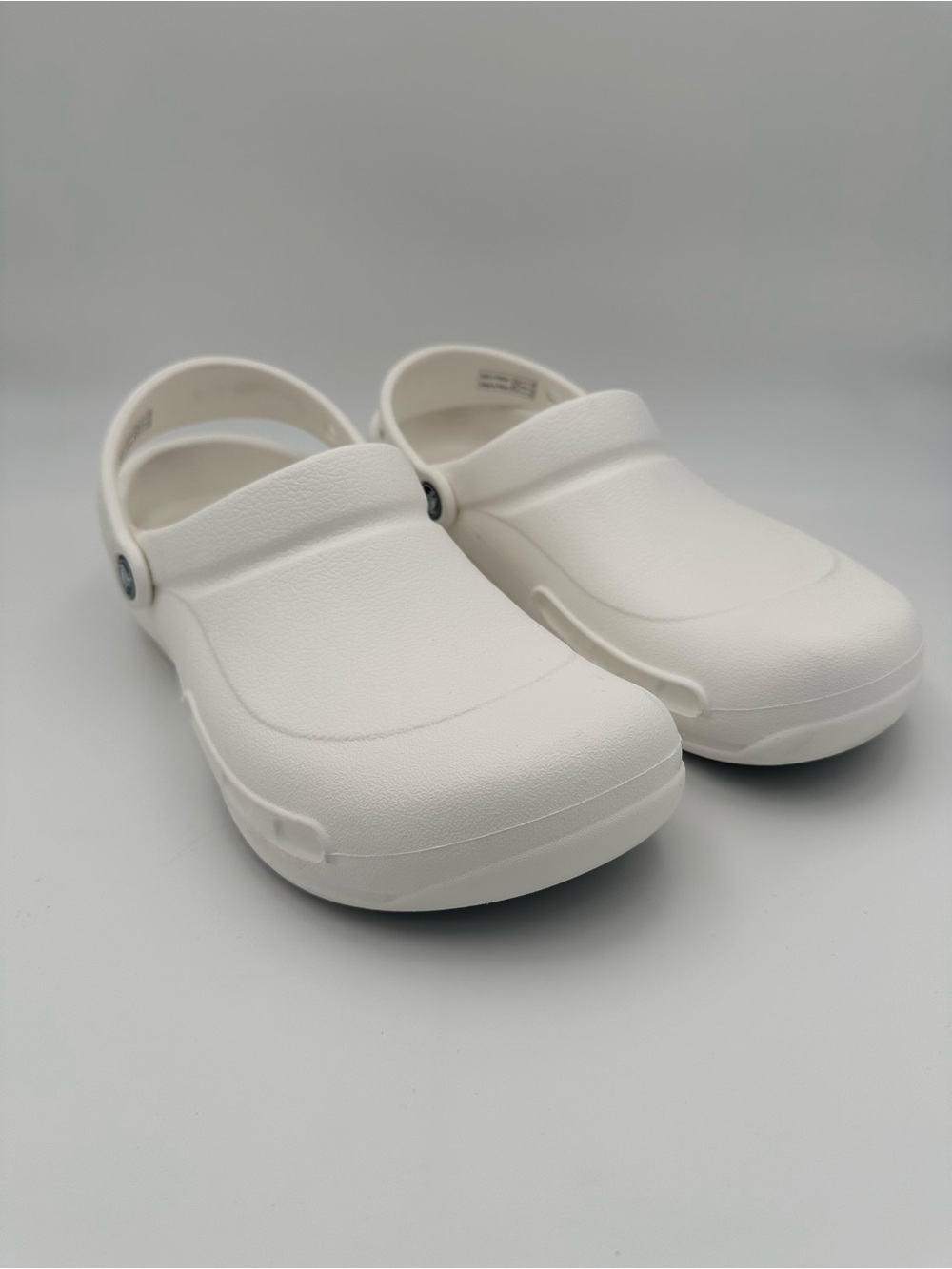 Crocs Bistro~ White Work Clogs Slip Resistant Nursing/Chef Women’s 9 Men’s 7